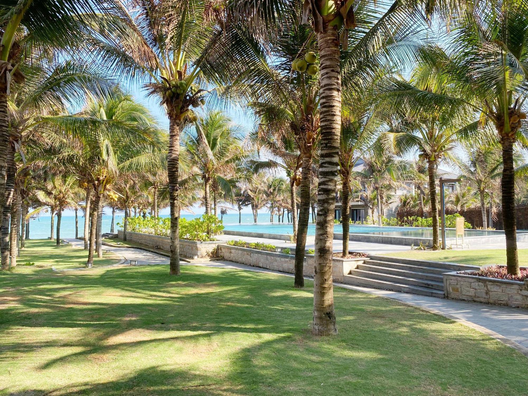 Starlight Villa Beach Resort & Spa Phan Thiet Exterior photo