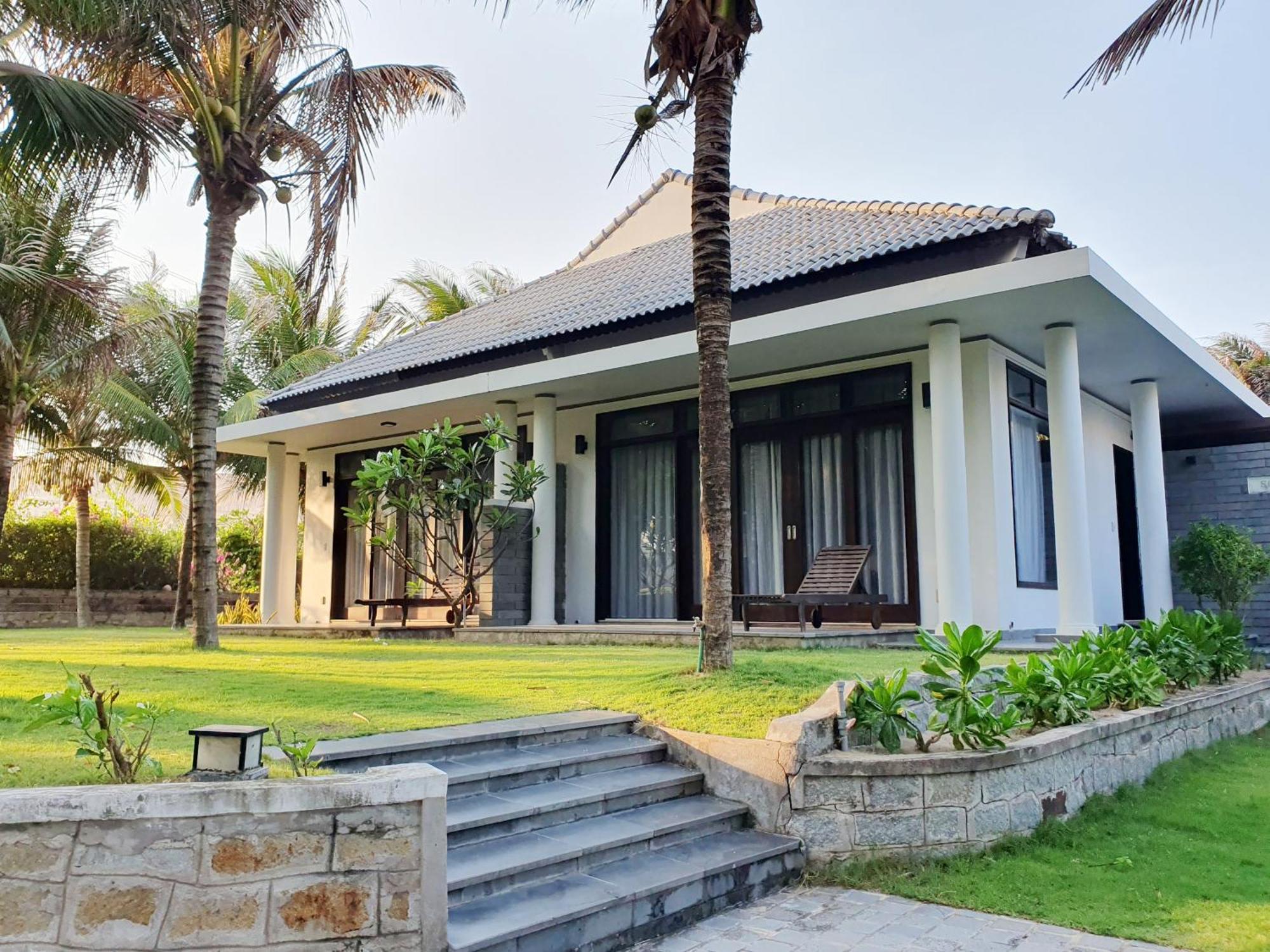 Starlight Villa Beach Resort & Spa Phan Thiet Exterior photo