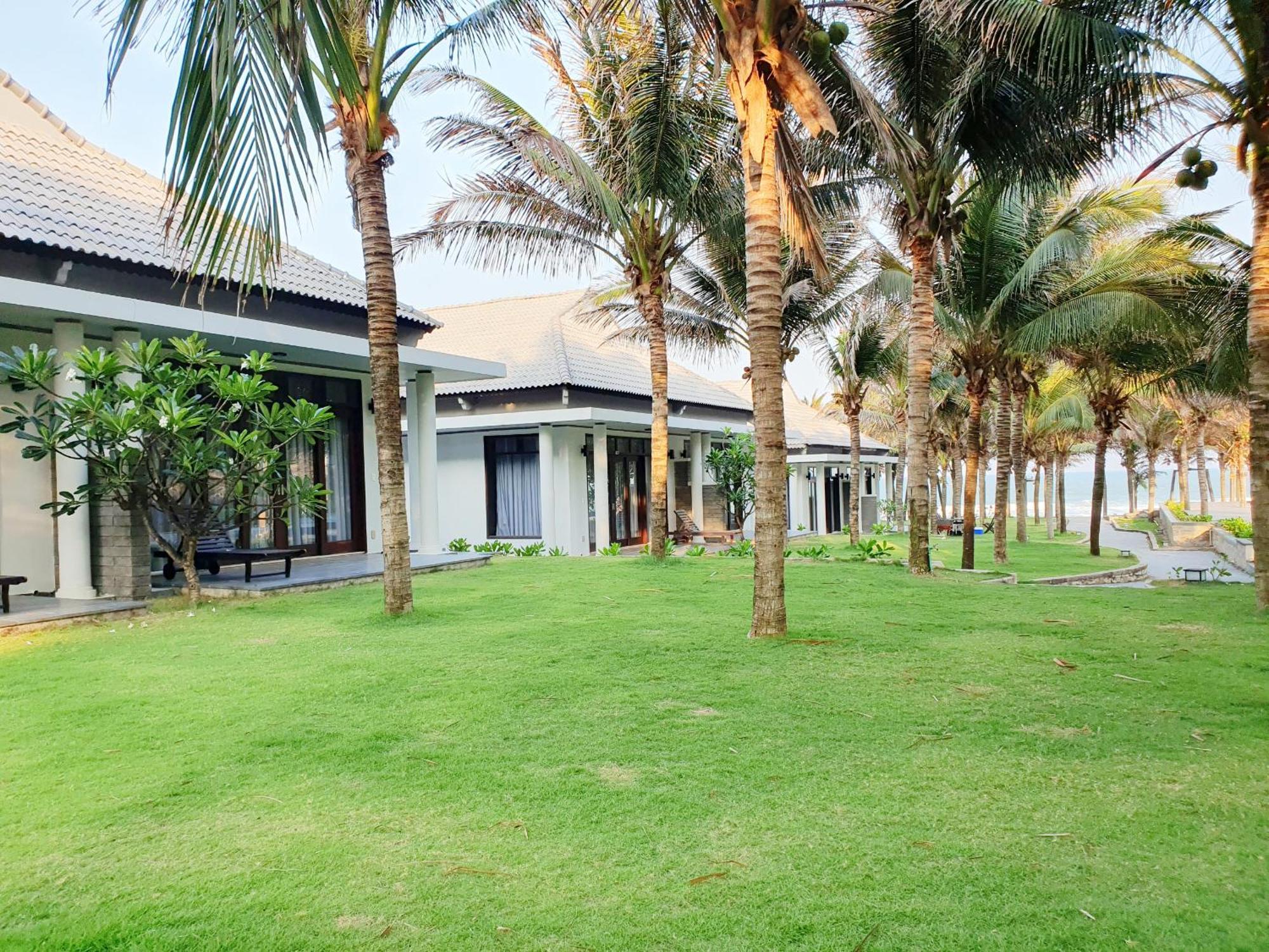 Starlight Villa Beach Resort & Spa Phan Thiet Exterior photo